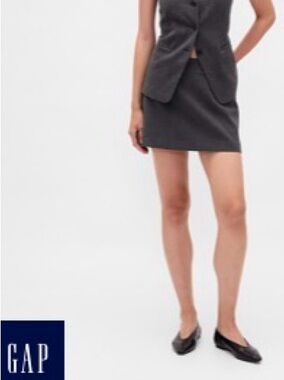 GAP Charcoal Grey Plaid Mini Skirt with Skort